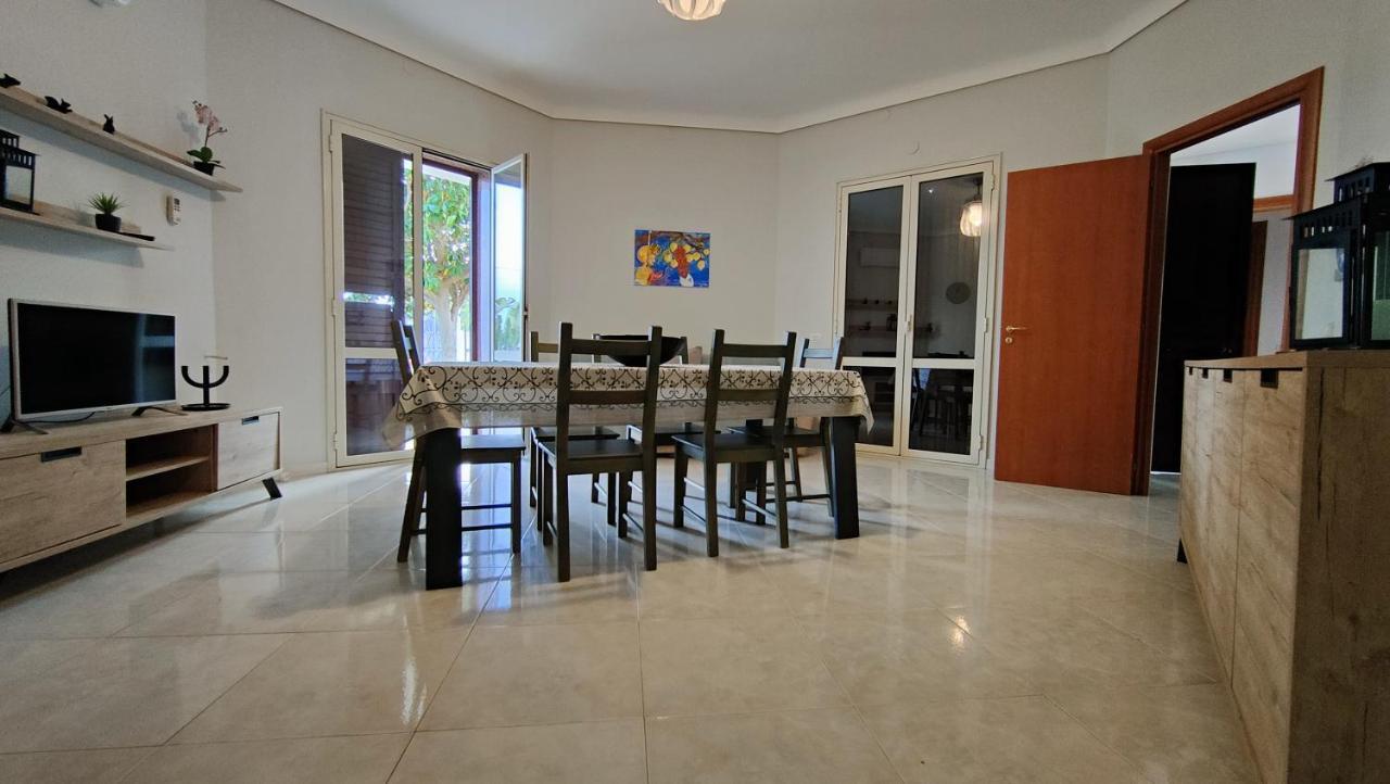 Appartamenti In Villa Polimnia Фонтане Бианче Екстериор снимка