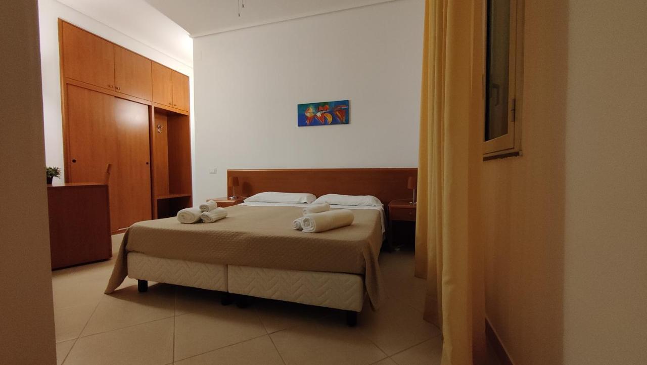 Appartamenti In Villa Polimnia Фонтане Бианче Екстериор снимка