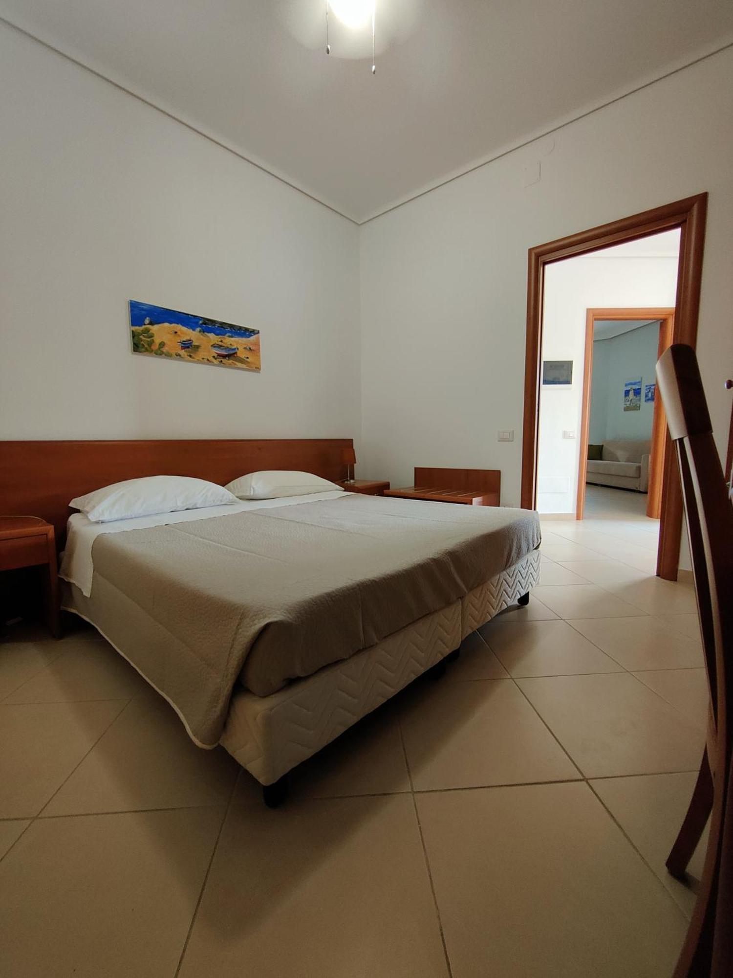 Appartamenti In Villa Polimnia Фонтане Бианче Стая снимка