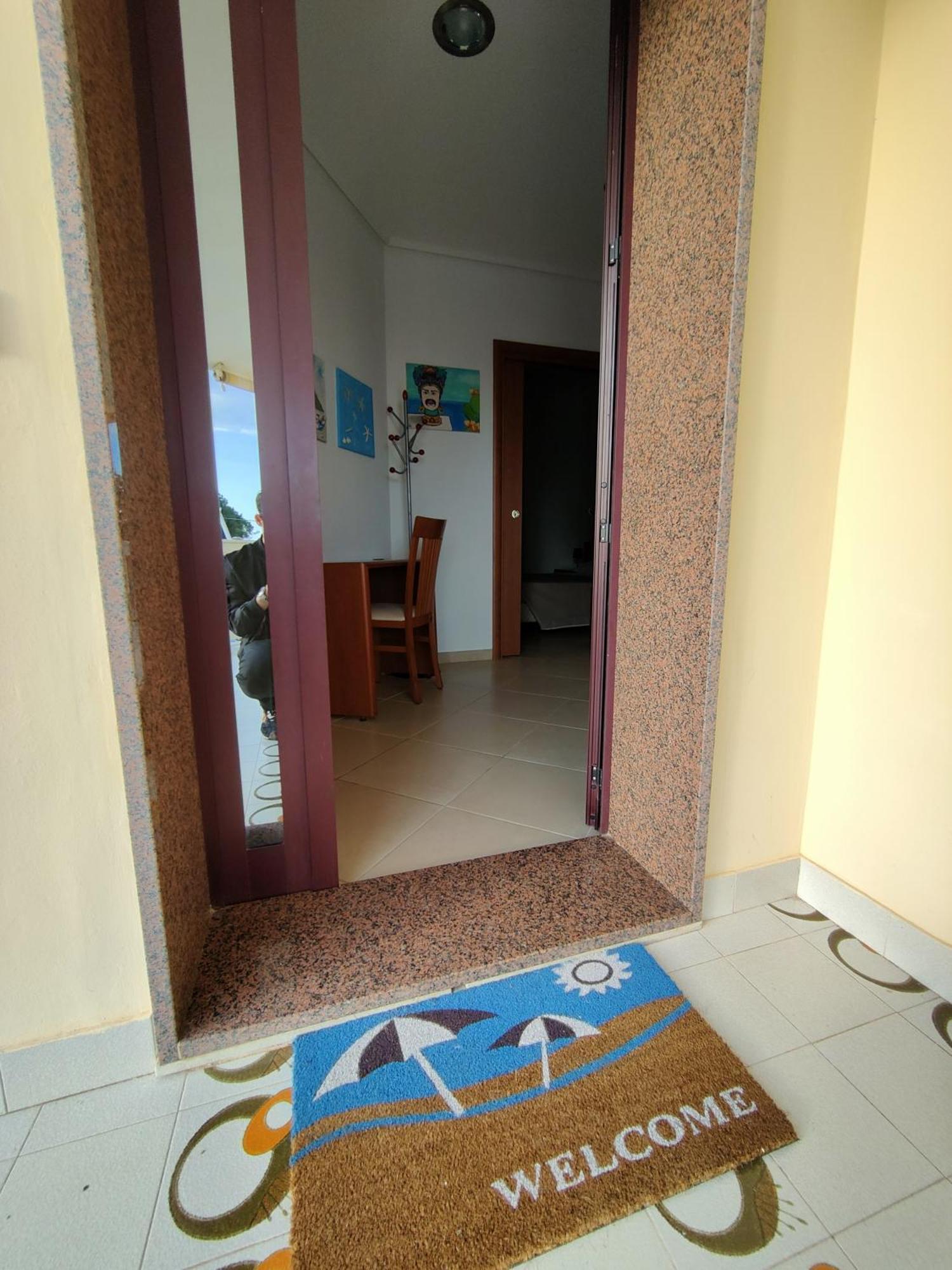 Appartamenti In Villa Polimnia Фонтане Бианче Стая снимка